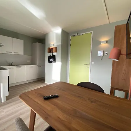 Aparthotel Short
