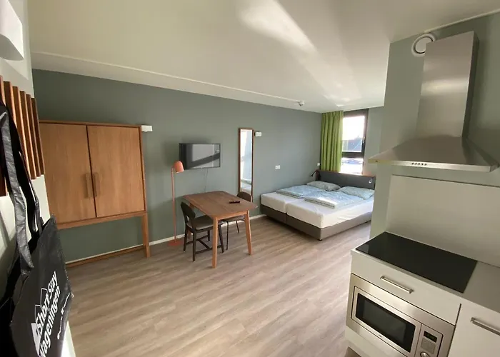 Short וחנינגן